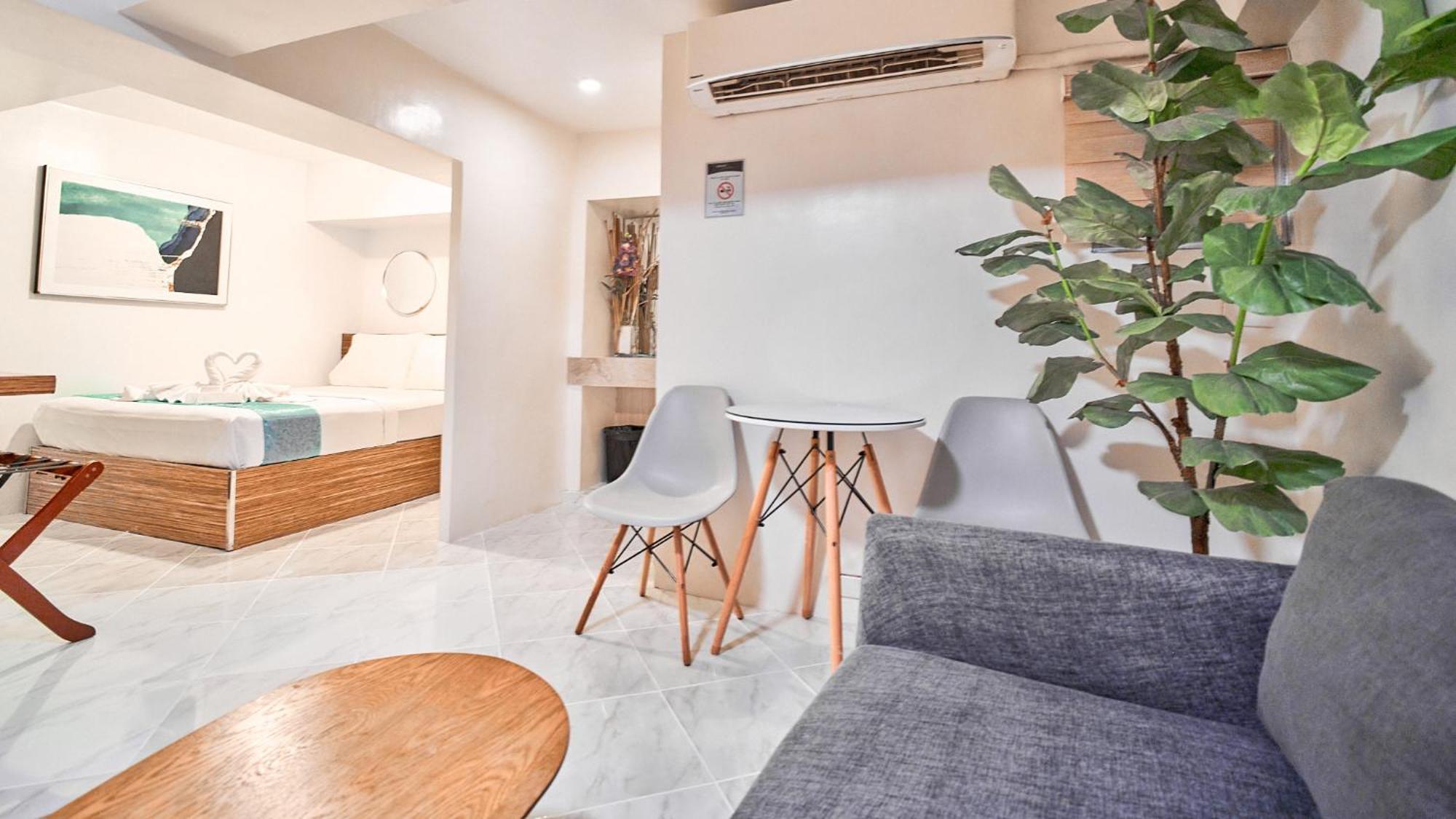 Circuit Hostel Makati City Eksteriør bilde