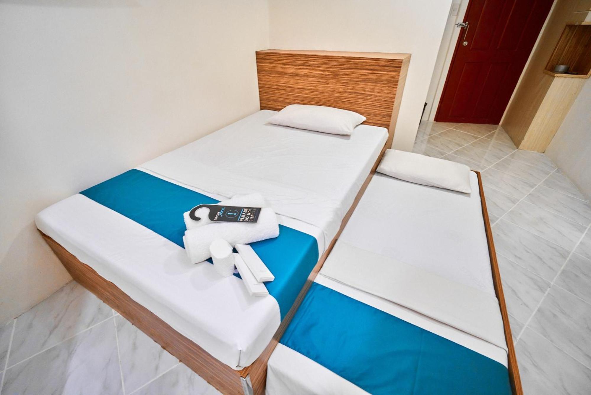 Circuit Hostel Makati City Eksteriør bilde