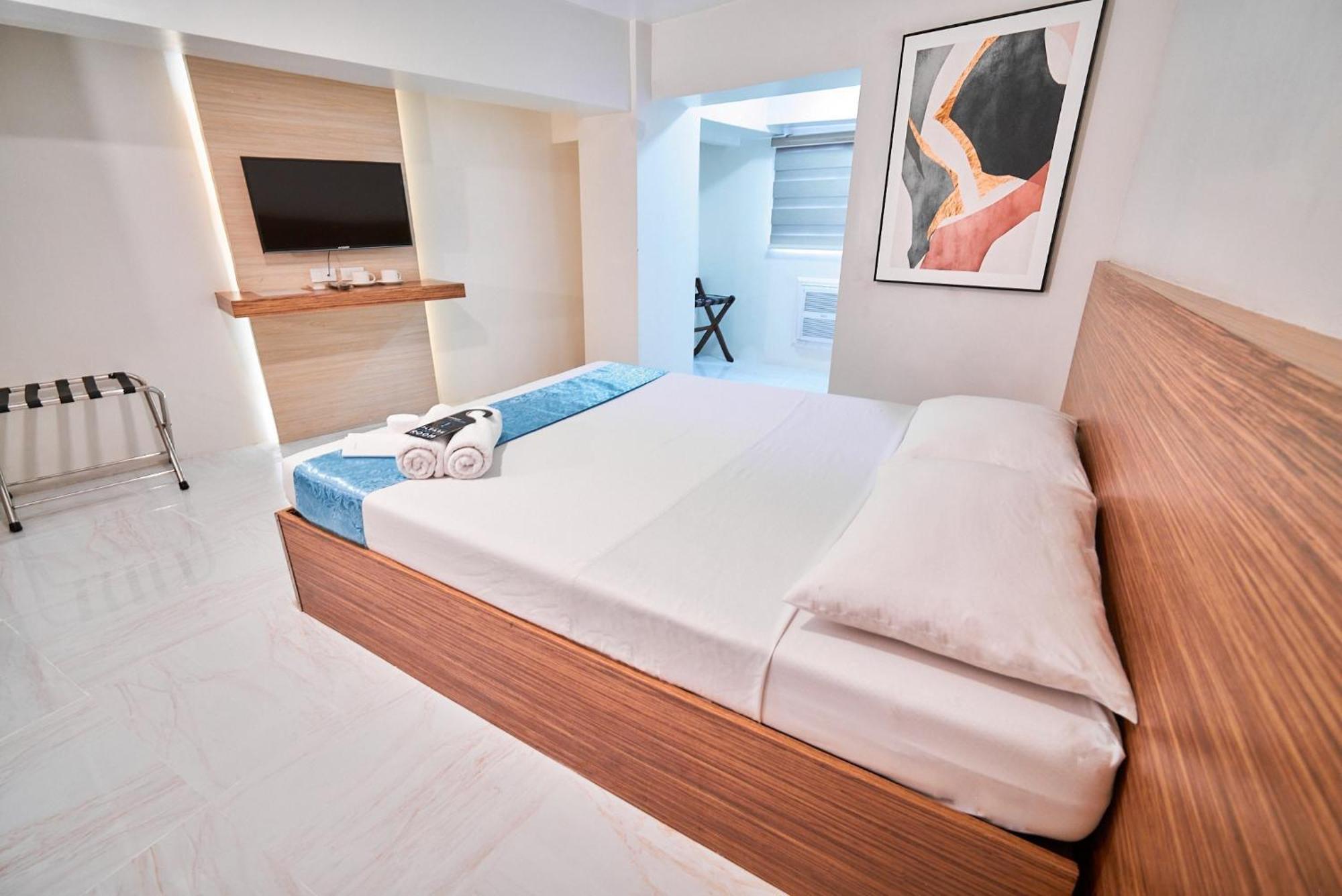 Circuit Hostel Makati City Eksteriør bilde